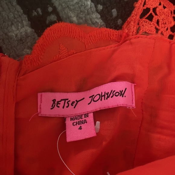 Betsy Johnson - Picture 3 of 4